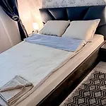 Doble Next To Bulgaria Mall, Free Underground Parking София