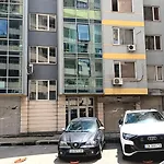 Doble Next To Bulgaria Mall, Free Underground Parking Апартаменты