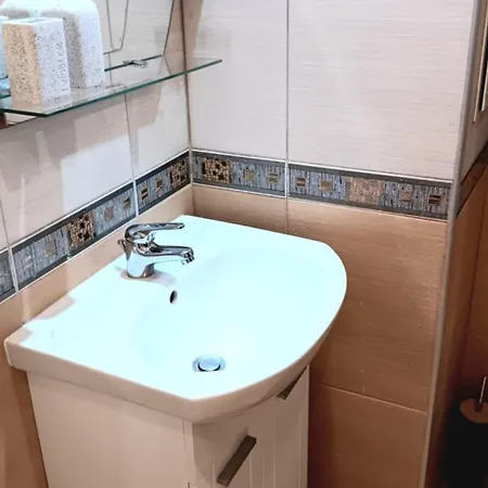 Doble Next To Bulgaria Mall, Free Underground Parking 아파트