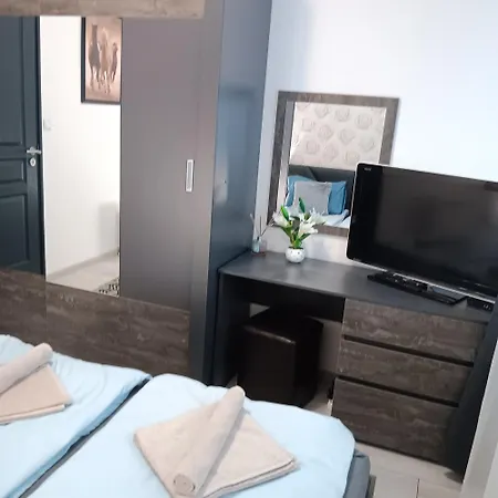 Doble Next To Bulgaria Mall, Free Underground Parking 아파트 소피아